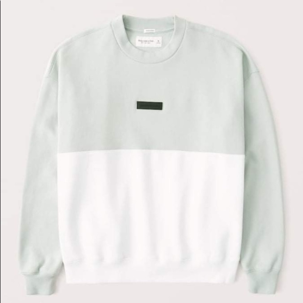 Abercrombie and Fitch Oversized Sweatshirt size XS NWT